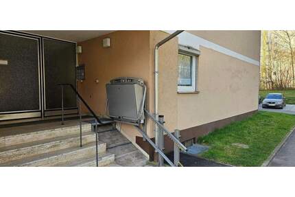 3-Zimmer-Wohnung 76,25 m² Wohnfläche mit verglaster Loggia und Kellerraum in Trostberg