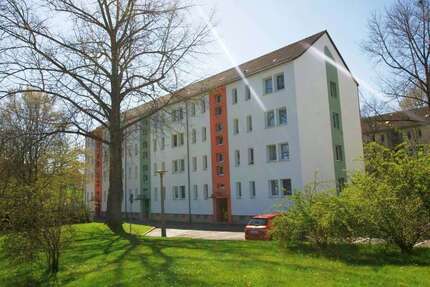 Wohnung zum Mieten in Plauen 289,52 € 47.54 m²