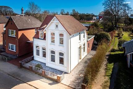 Kernsanierte Jugendstilvilla · Heider Innenstadt · Traumgarten