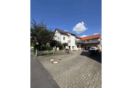 Haus zum Kaufen in Göttingen 779.000,00 € 430 m²