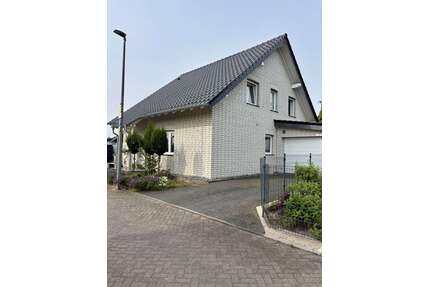 Haus zum Kaufen in Niederzier 695.000,00 € 141.3 m²