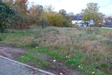 Grundstück zu verkaufen in Mörfelden-Walldorf 620.000,00 € 989 m²