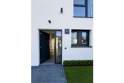 Wohnung zum Mieten in Berlin 2.695,00 € 139.42 m²