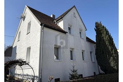 FAMILIENHAUS MIT GARAGE UND GARTEN - Aalen