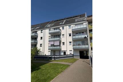 Gut vermietete 3 Zimmer Komfortwohnung mit Balkon und TG-Stellpl. in Niedrigenergiehaus! - Langenfeld (Rheinland) Immigrath