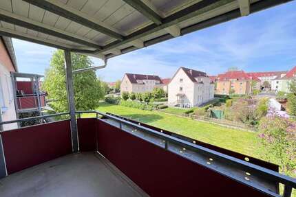 Wohnung zum Mieten in Ronneburg 320,00 € 52 m²