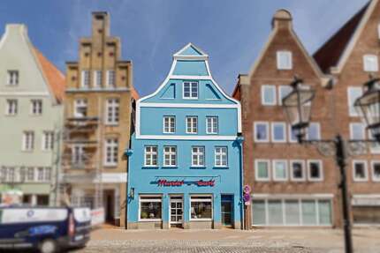Haus zum Kaufen in Lüneburg 2.100.000,00 € 428 m²