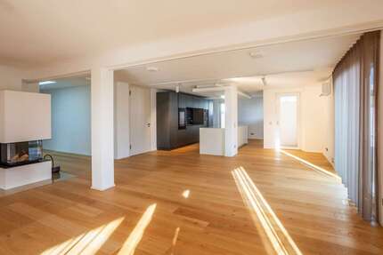 Wohnung zum Mieten in Waiblingen 3.750,00 € 251 m²