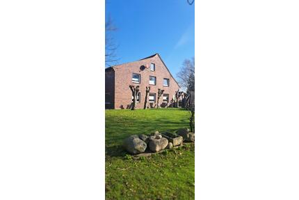 Teilmöblierte Dachgeschosswohnung in Westerholt (2 Zimmer)