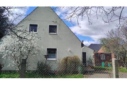 Doppelhaushälfte Haus Siedlerhaus in ruhiger Lage - Löbau