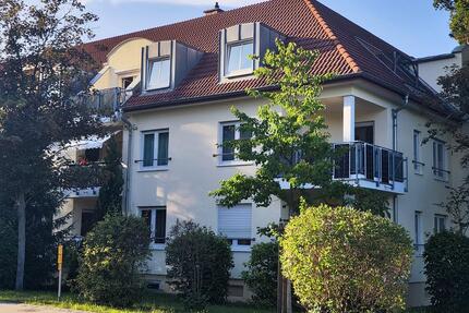 Attraktive 2-Raum-Dachgeschosswohnung Dachterrasse & Stellplatz - Dresden Leuben