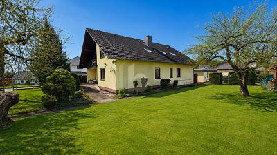 VIELSEITIGES WOHNHAUS MIT EINLIEGERWOHNUNG & GARAGE - Gudensberg