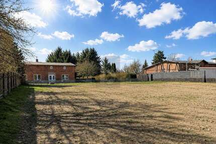 Grundstück zu verkaufen in Kamin 100.000,00 € 1025 m²