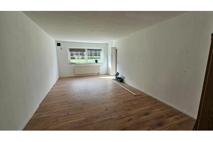 neu renovierte 2 Zimmerwohnung im Niedrigenergie-Mehrfamilienhaus - Bad Wünnenberg