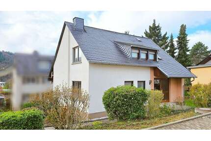 Haus zum Kaufen in Bullay 289.000,00 € 123.59 m²