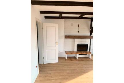 *ab sofort* Ostviertel Altbauwohnung mit Charme und Loggia - Göttingen Oststadt