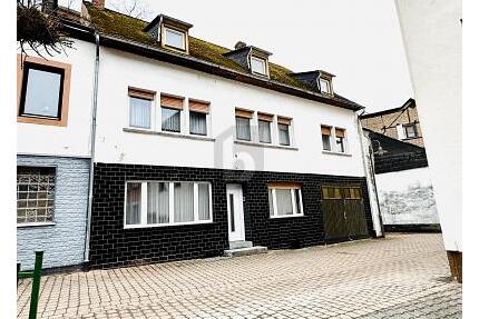 AN DER MOSEL WOHNEN, WO ANDERE URLAUB MACHEN - Neumagen-Dhron