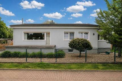 Family Home with Potential in a quiet Location in Marquardt - Potsdam