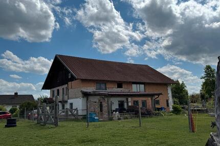 Einfamilienhaus mit großem Grundstück - Pfarrkirchen