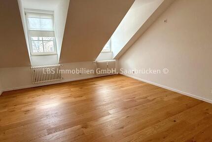 Charmante 3-Zimmer-Wohnung in einem sanierten Altbau – Innenstadt von Saarlouis fußläufig erreichbar