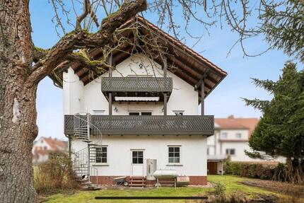 Saniertes Mehrfamilienhaus mit bebaubarem Grundstück ohne Makler! - Burghaun