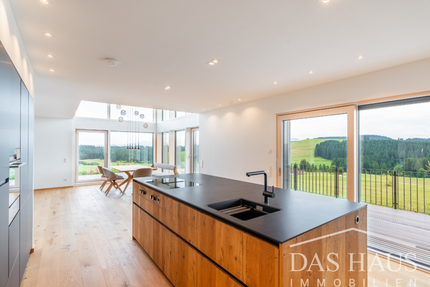 Haus zum Kaufen in Hellengerst 2.260.000,00 € 274 m²