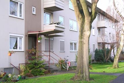 3-Zimmer-Wohnung in Duisburg Wanheimerort mit Balkon