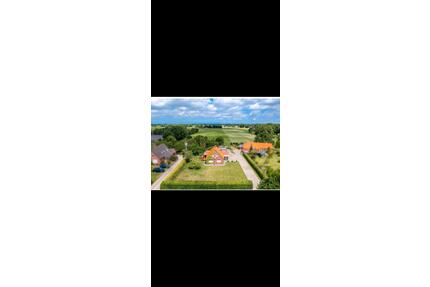 Nettes Häuschen mit großem Grundstück und Weideflächen - Blomberg