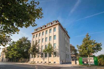 Wohnung zum Kaufen in Dresden 180.000,00 € 55 m²