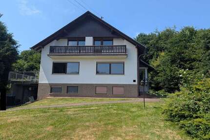 Haus zum Kaufen in Heusweiler 349.000,00 € 195 m²