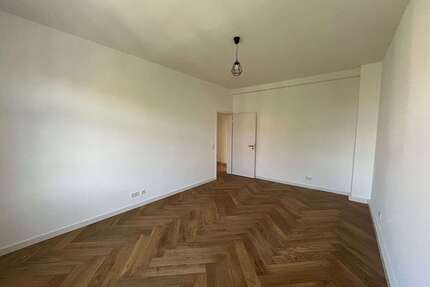 Wohnung zum Kaufen in Hannover 640.000,00 € 131 m²