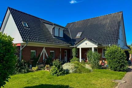 Einfamilienhaus 7,5 Zimmer in ruhiger Lage kurz vor Greifswald - Neuenkirchen
