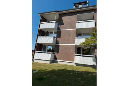 Wohnung 2 Zi Hochpaterre mit Balkon und Stellplatz - Büsum