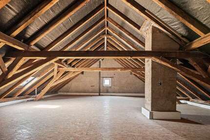 Haus zum Kaufen in Kappelrodeck 990.000,00 € 530 m²