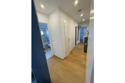 Moderne 3-Zimmer Wohnung mit Balkon - Kelkheim (Taunus)