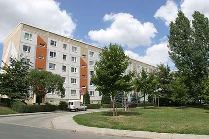 Wohnung zum Mieten in Gera 273,24 € 55.2 m²