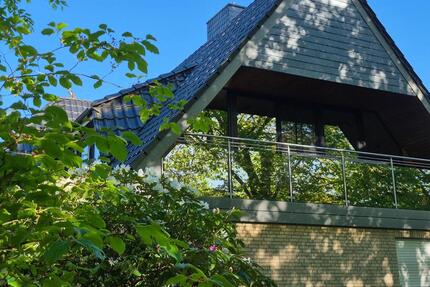 3 Zimmer, Kü, Bad, Loggia, Balkon helle Oberwohnung im grünen - Bremen Blumenthal