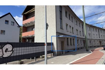 Charmante und ansprechende Wohnung mit Balkon, Klima und eigenem Stellplatz - Duisburg Obermeiderich