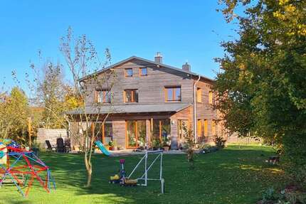 Haus zum Kaufen in Neuengörs 790.000,00 € 285 m²