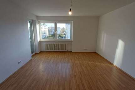 Wohnung zum Mieten in München 1.052,96 € 67.11 m²
