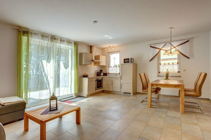 2-Raum-Ferienwohnung • behindertengerecht • Kamin • Zinnowitz