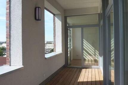 Traumwohnung: 4-Zimmer mit großer Loggia, 2 Bädern und TG-Stellplatz im Industriedenkmal Castellum! - Leipzig Eutritzsch