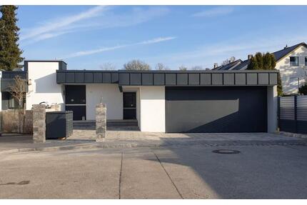 Bungalow in Augsburg Hochzoll Süd