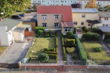 Haus zum Kaufen in Friedland 109.000,00 € 128 m²