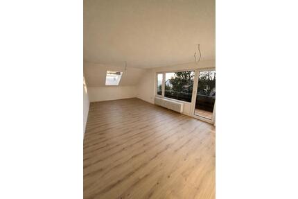 Kernsanierte 2-Zi-Wo in Leonberg zu vermieten