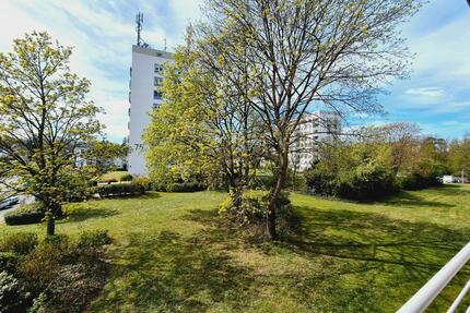 Von Privat: 2024 kernsanierte 80m² Wohnung nah am Flughafen - Langen (Hessen)