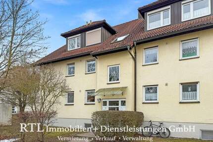 2 Zimmer im 6-Familienhaus: Balkonzugang aus zwei Räumen, Garage inklusive (A1656) - Triptis