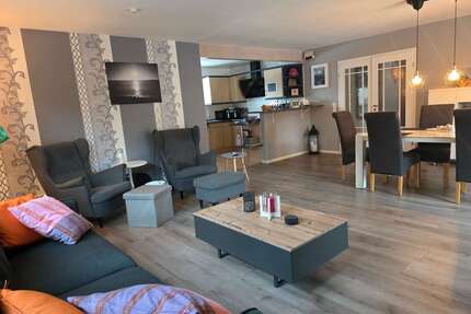 Haus zum Kaufen in Meldorf 369.000,00 € 158 m²