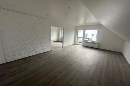 3ZKB in Argenthal - 990,00&nbsp;EUR Kaltmiete, ca.&nbsp; 98,00&nbsp;m&sup2; in Argenthal (PLZ: 55496)