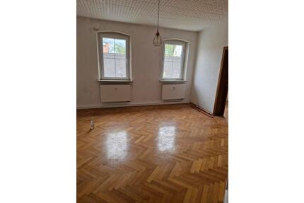 4 Zimmer Wohnung 130 m2 1200€ Kalt +250€ Nebenkosten - Hallstadt